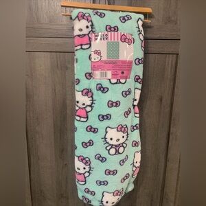 New Hello Kitty Teal Bowtastic 50" x 70" Faux Fine Fur Throw Blanket With Tag